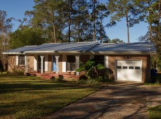 1208 S Edgewood Dr, Dothan, AL 36301