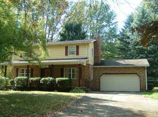 3644 Sampson Rd, Youngstown, OH 44505