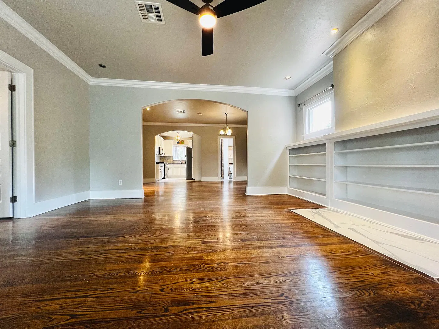 Beautiful 3BD 2BA Home Close to the Plaza District!! — Photo 2