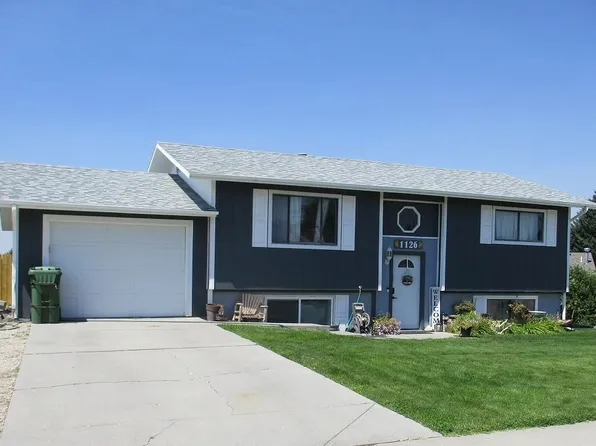 1126 Mesa Dr, Douglas, WY 82633