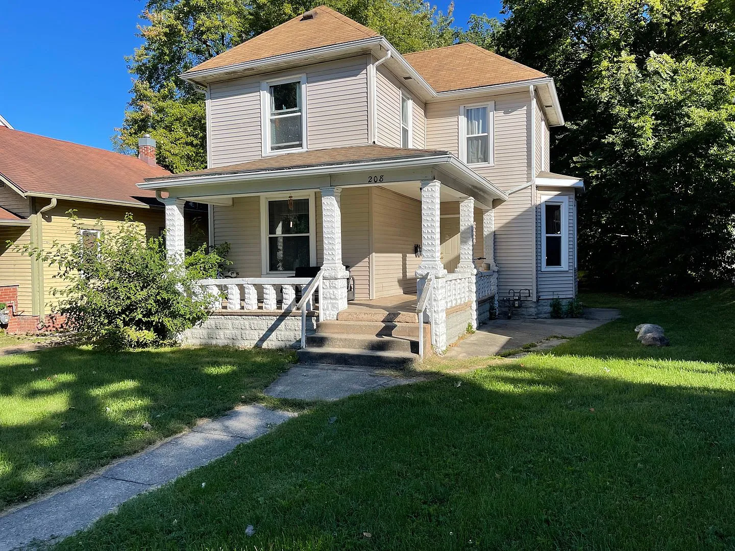 208 W Stadium Ave — Photo 1