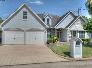 13242 Northshore Dr, Montgomery, TX 77356