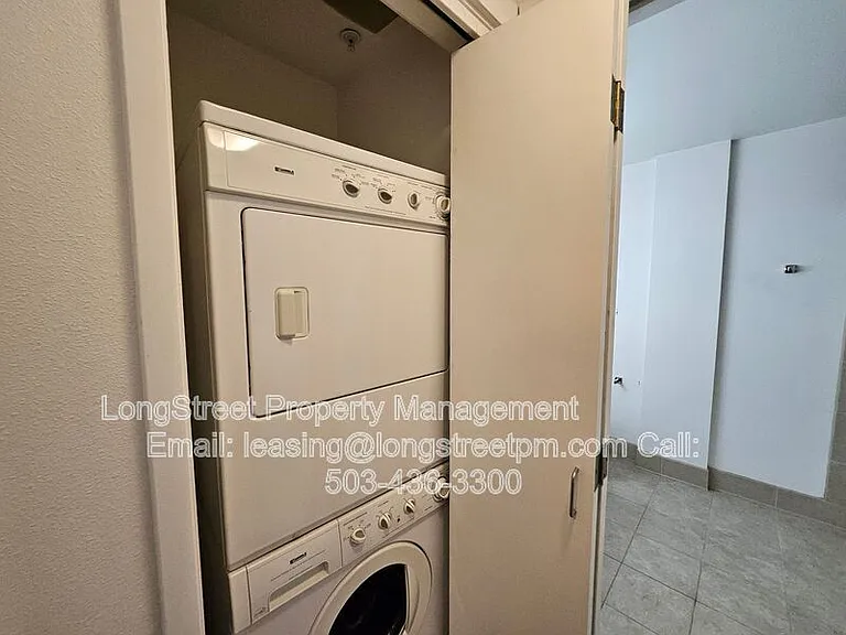 910 SE 42nd Ave #210 — Photo 12
