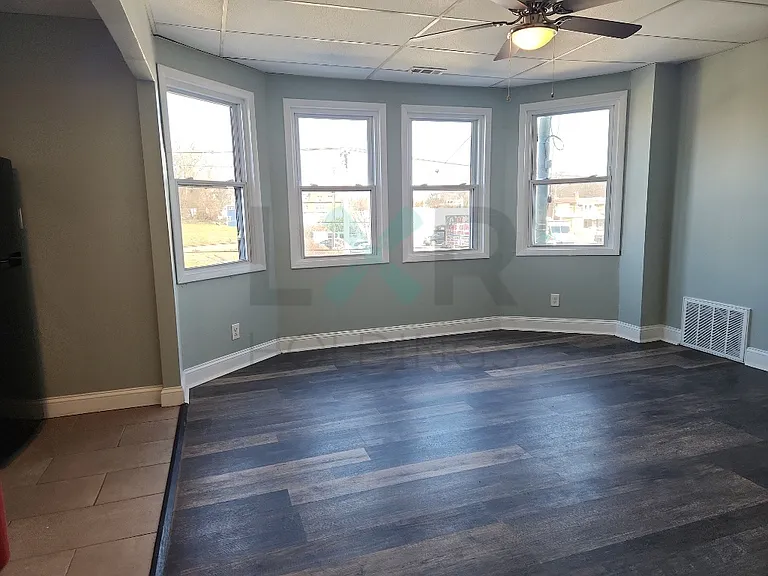 514 Main St #2F — Photo 3