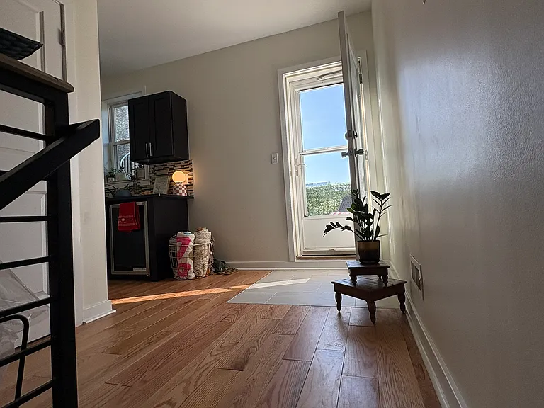 2516 Grays Ferry Ave — Photo 22