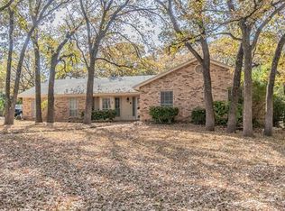 5710 Cherrywood Ln, Arlington, TX 76016