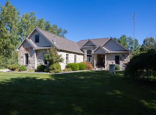 8528 Slee Rd, Onsted, MI 49265