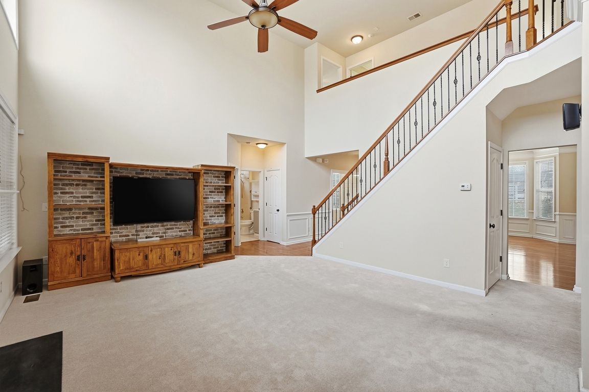 next background image