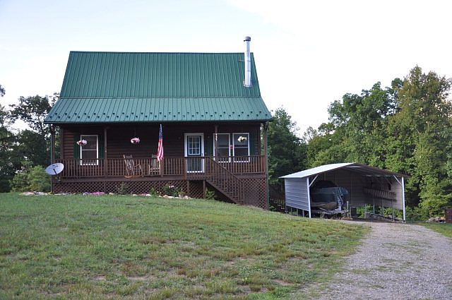 1st image of 935 Pearson Rd