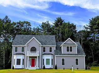 8 Summers Cir, Upton, MA 01568