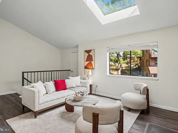 3450 Summit Ct NE #3450, Washington, DC 20018