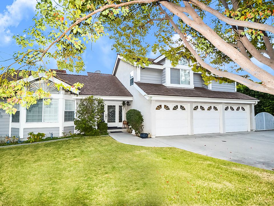 2nd image of 518 E Virginia Ave