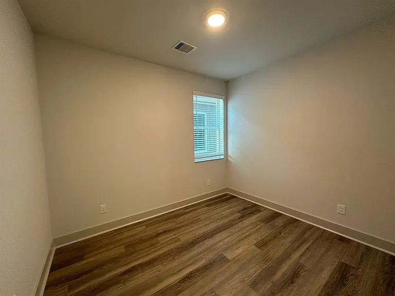 6804 Troya Ln — Photo 24