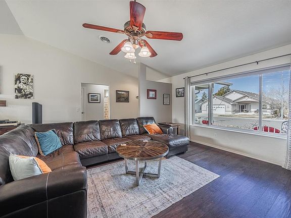5th image of 2645 Iris Court