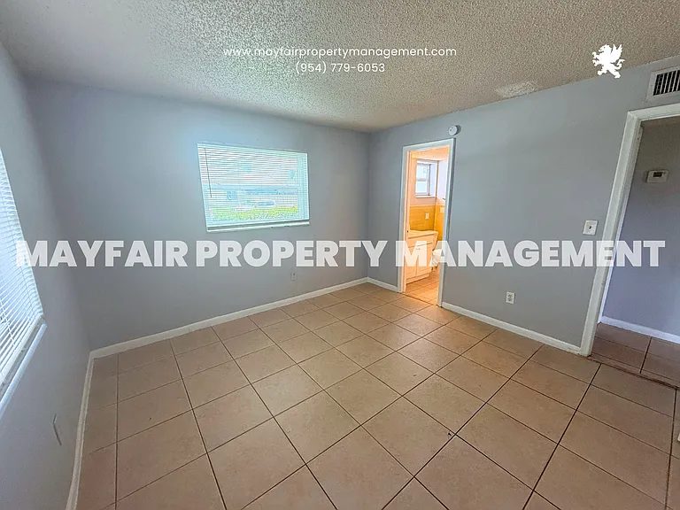 2220 NW 59th — Photo 7