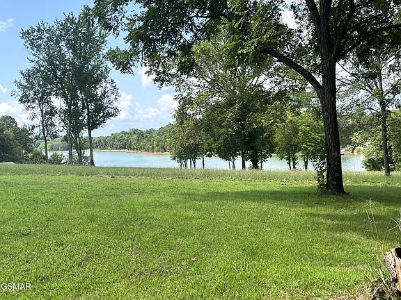 2nd image of 30 Sullivan Point Lot 30