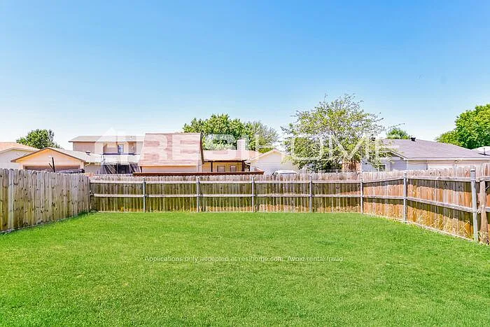 1631 Vail Meadow Ln — Photo 11