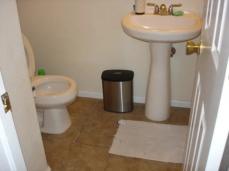 16282 E Geddes Ln #4 — Photo 4