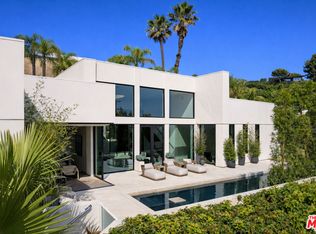 9405 Sierra Mar Pl, Los Angeles, CA 90069