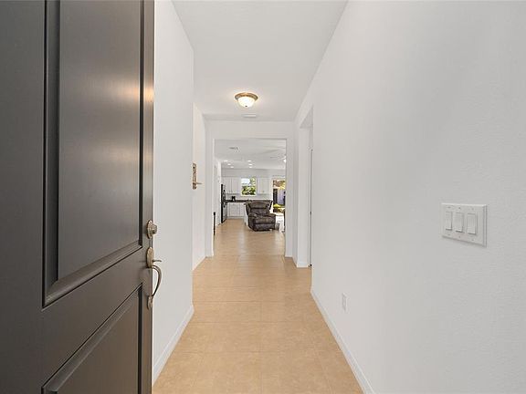 5th image of 5616 NW 37th Lane Rd