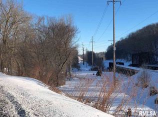 530 S Kickapoo Creek Rd, Peoria, IL 61604