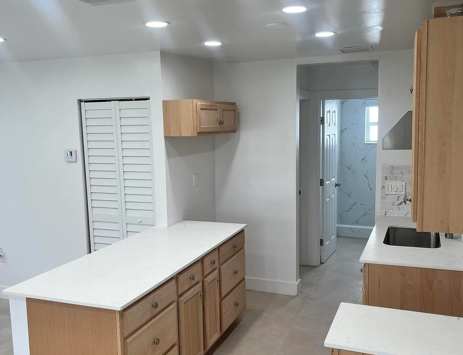 1 bed, 1.0 bath, 1160 sqft, $1,800 — Photo 1