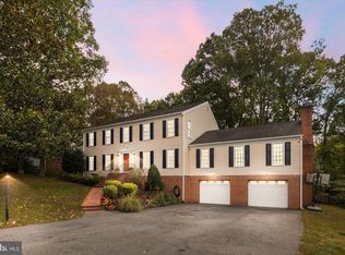 616 Winterberry Dr, Fredericksburg, VA 22405