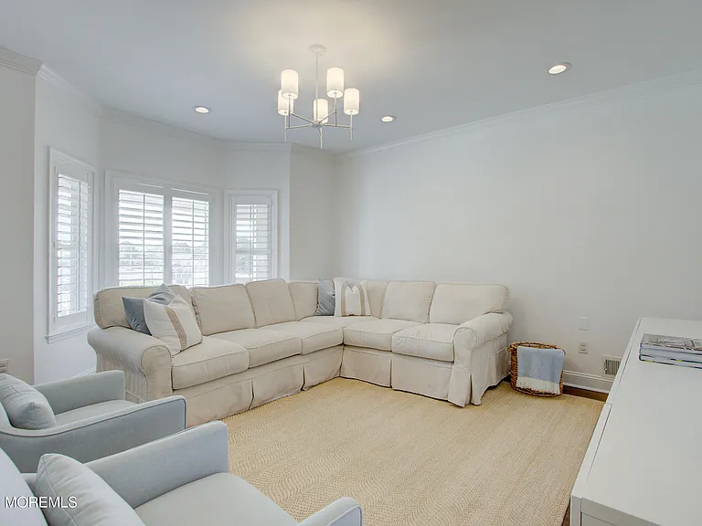 29 Pavilion Ave #29 — Photo 11
