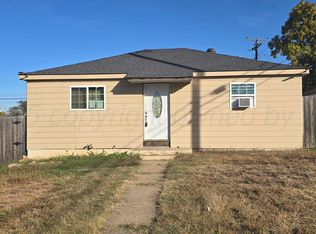 904 Elmore St, Borger, TX 79007