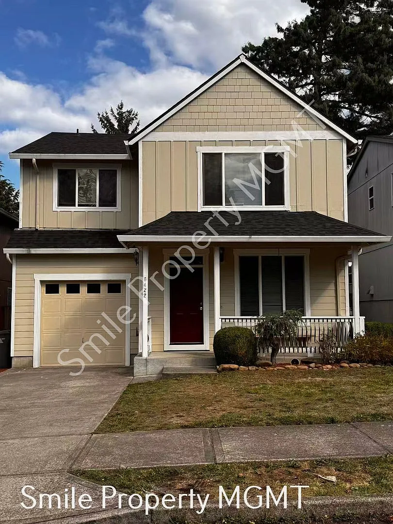 single house — Photo 1