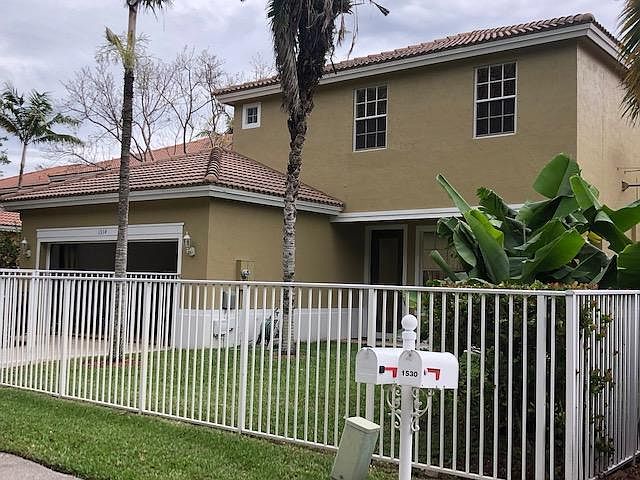 1st image of 1534 Fenton Dr #1534