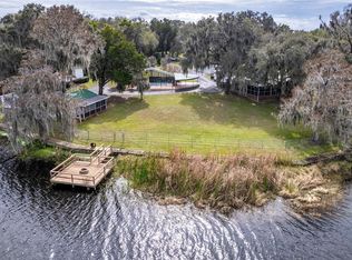 6935 W Riverbend Rd, Dunnellon, FL 34433