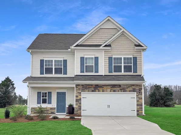 301 Springs Crossing Ln, Columbiana, AL 35051