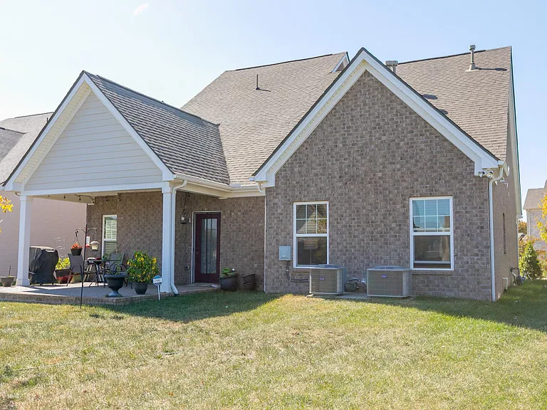1055 Crisp Spring Dr — Photo 48