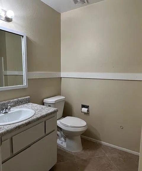 3409 N 88th Dr — Photo 11