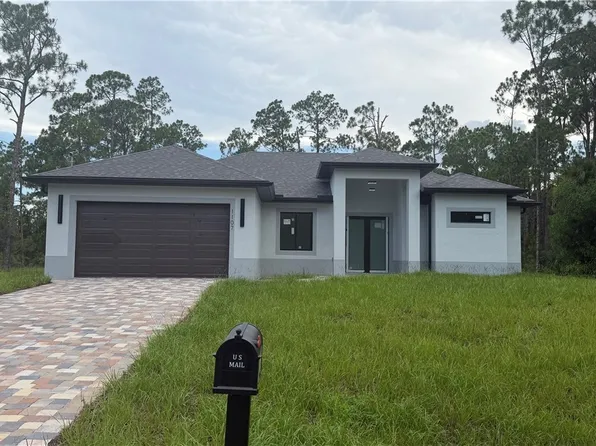 1107 Edison Ave, Lehigh Acres, FL 33972