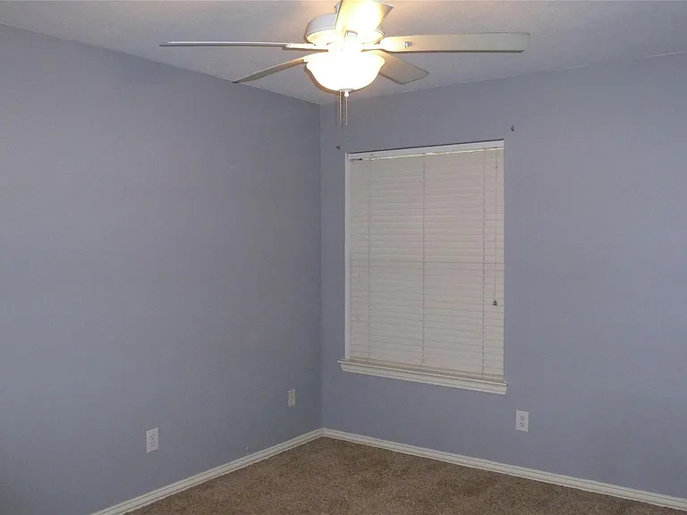4823 Cypress Spring Dr — Photo 23