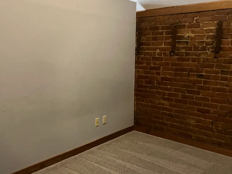 132 W B St #3J — Photo 7