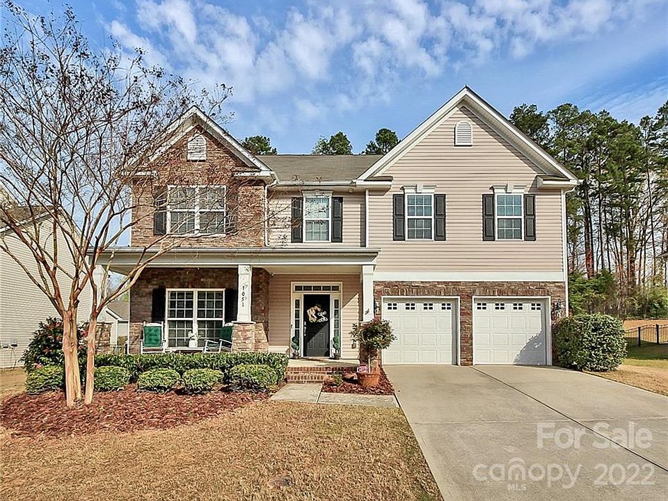 1st image of 1051 McLaren Dr
