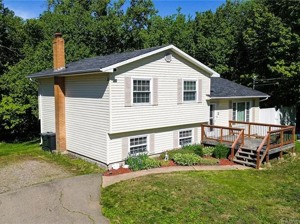 7 Dofred Rd, Rothesay, NB E2S 1A6