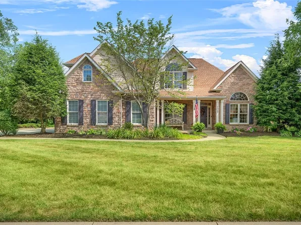 102 Brickbarn Ct, Oakdale, PA 15071
