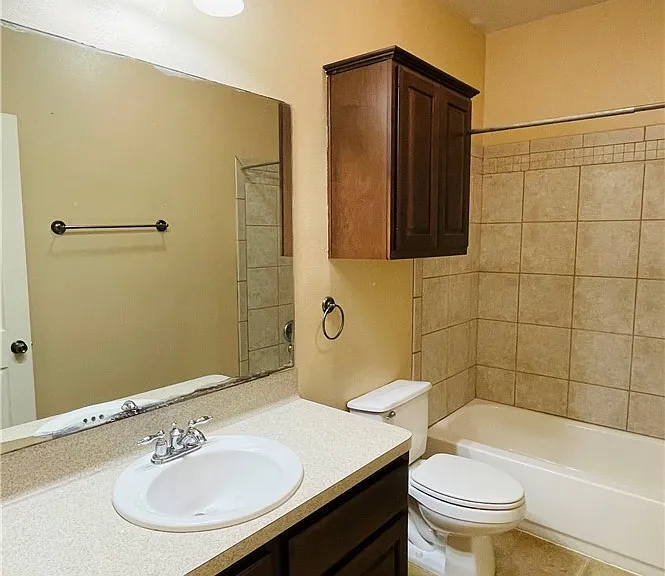 1425 W Villa Maria Rd #602 — Photo 24