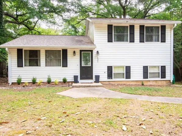 121 Sweetgum Rd, Peachtree City, GA 30269