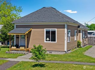 211 W 2nd St, Centralia, WA