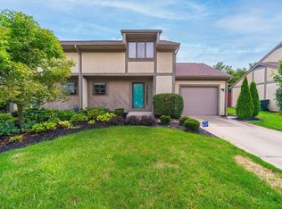 3242 Dunlavin Glen Rd, Columbus, OH 43221