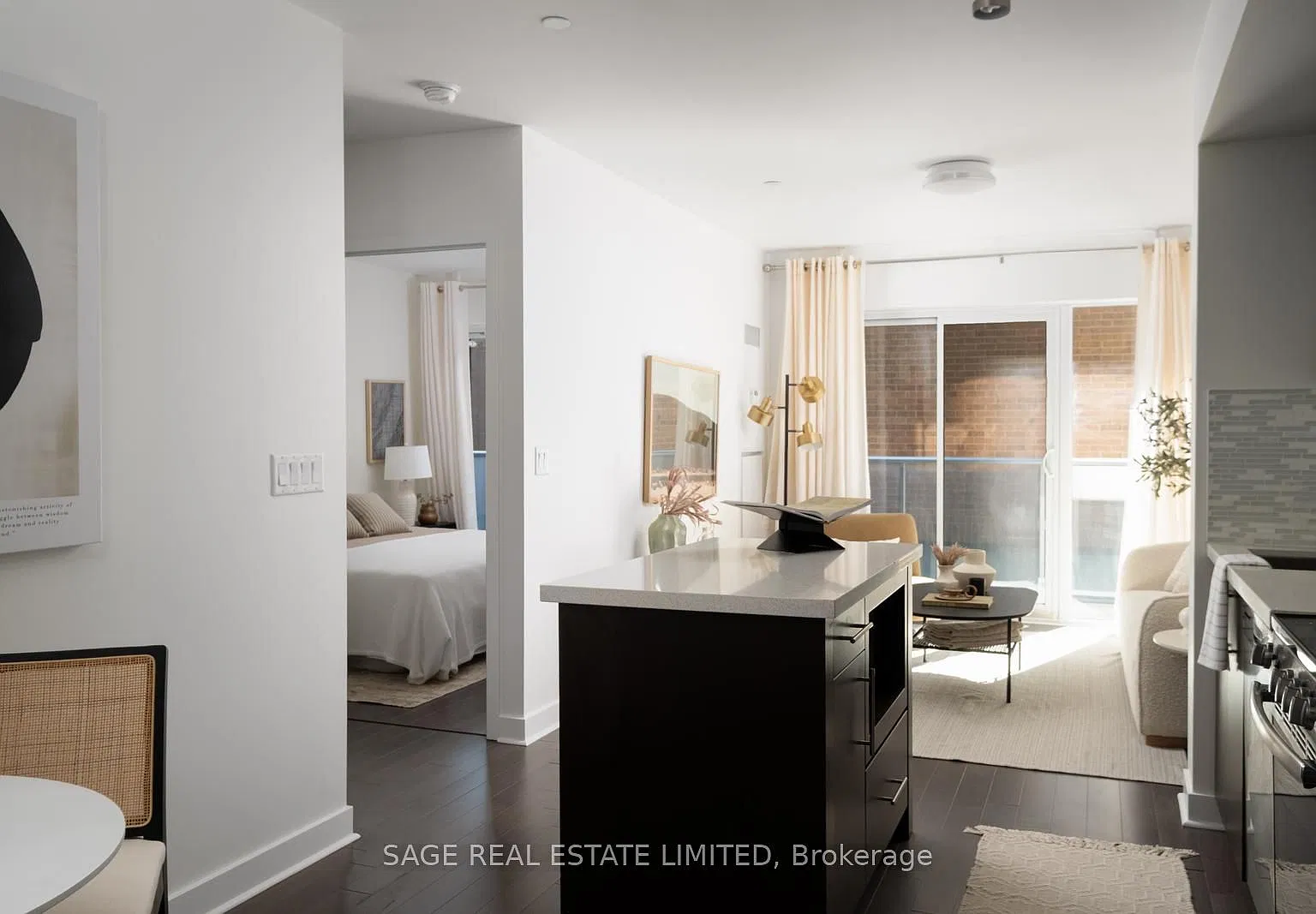 58 Orchard View Blvd — Photo 4
