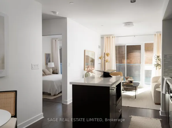 58 Orchard View Blvd #313, Toronto, ON M4R 0A2