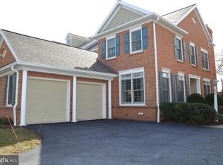 636 Northfield Rd, Lititz, PA 17543