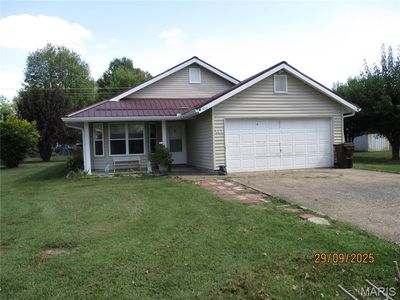 615 Magnolia St, Cuba, MO, 65453