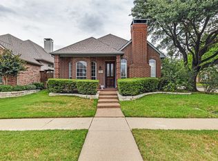 301 Old York Rd, Irving, TX 75063